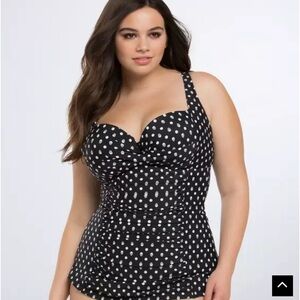 Torrid Skull and Dot Tankini Swim Top, Size 2x